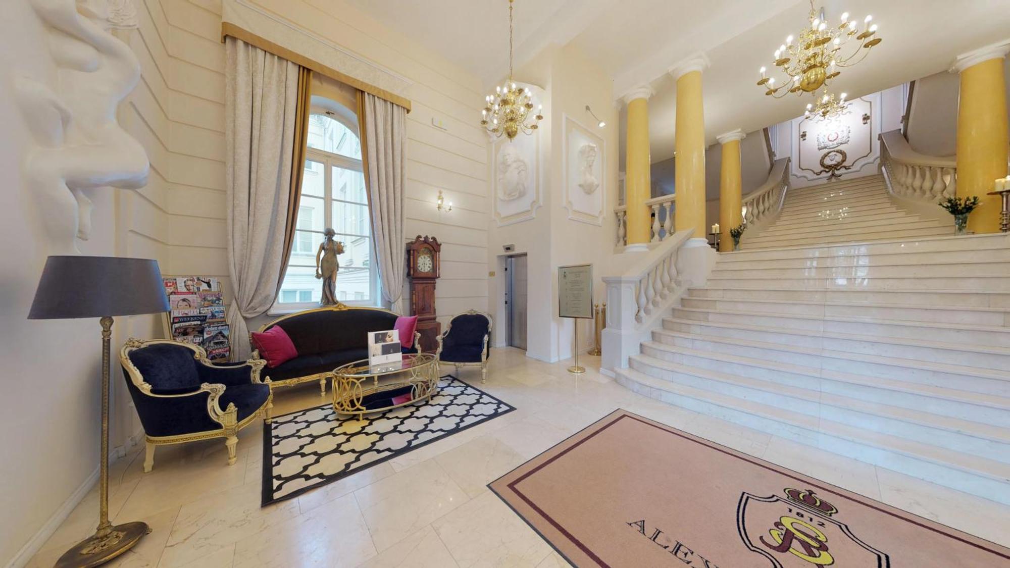 Hotel Palac Alexandrinum Krubki Екстериор снимка