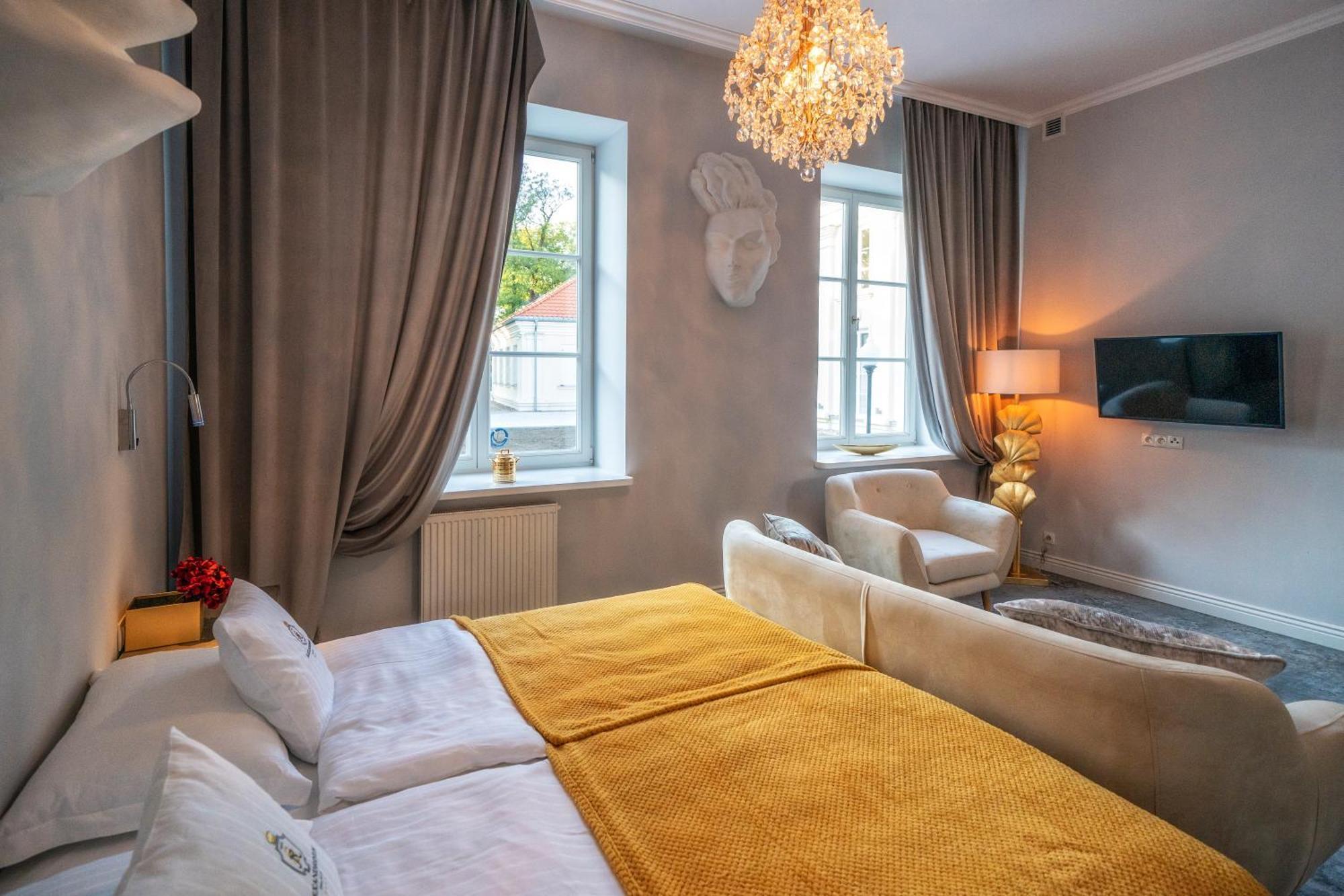 Hotel Palac Alexandrinum Krubki Екстериор снимка