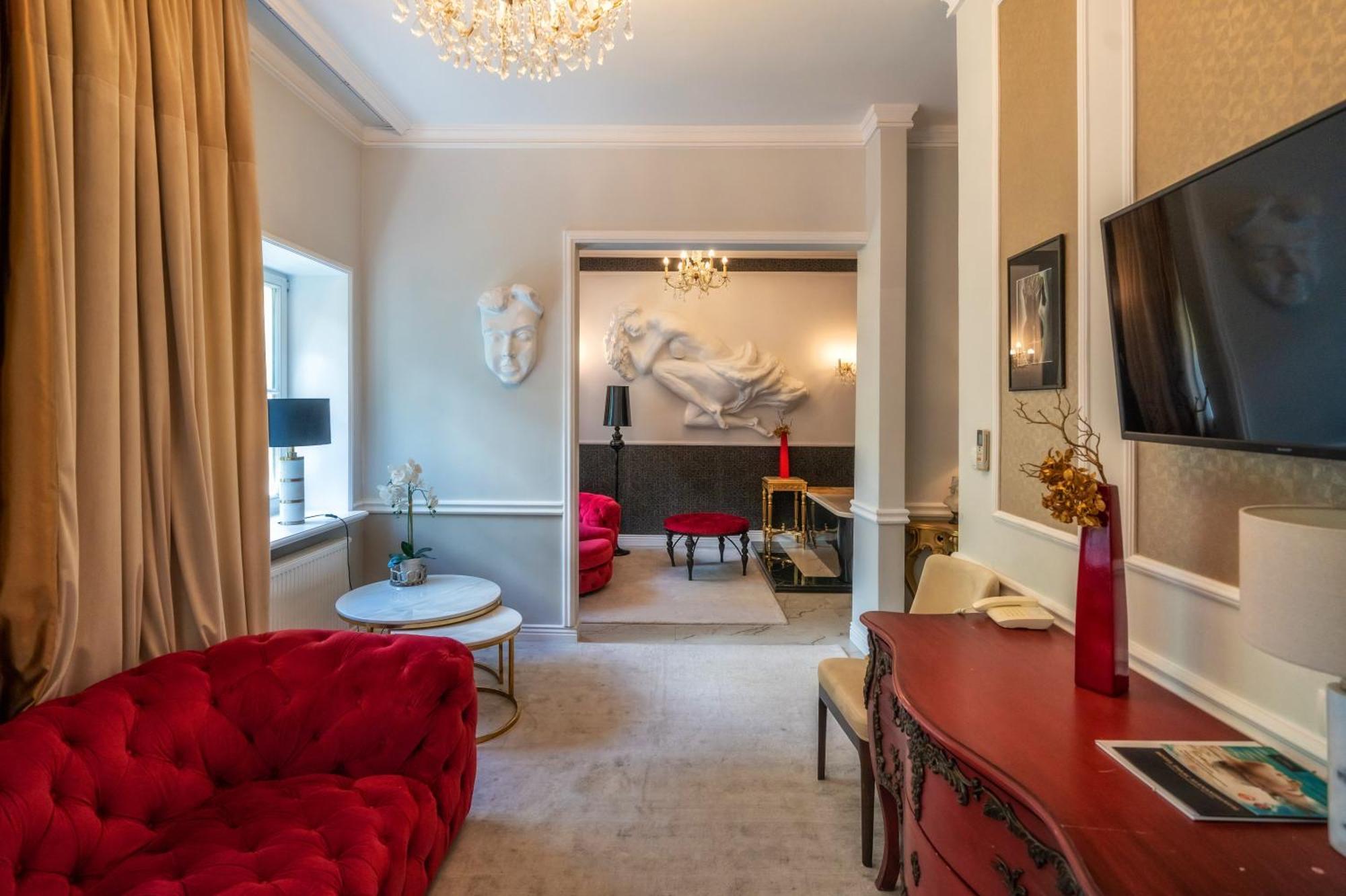 Hotel Palac Alexandrinum Krubki Екстериор снимка